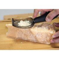 Magic grater with spoon